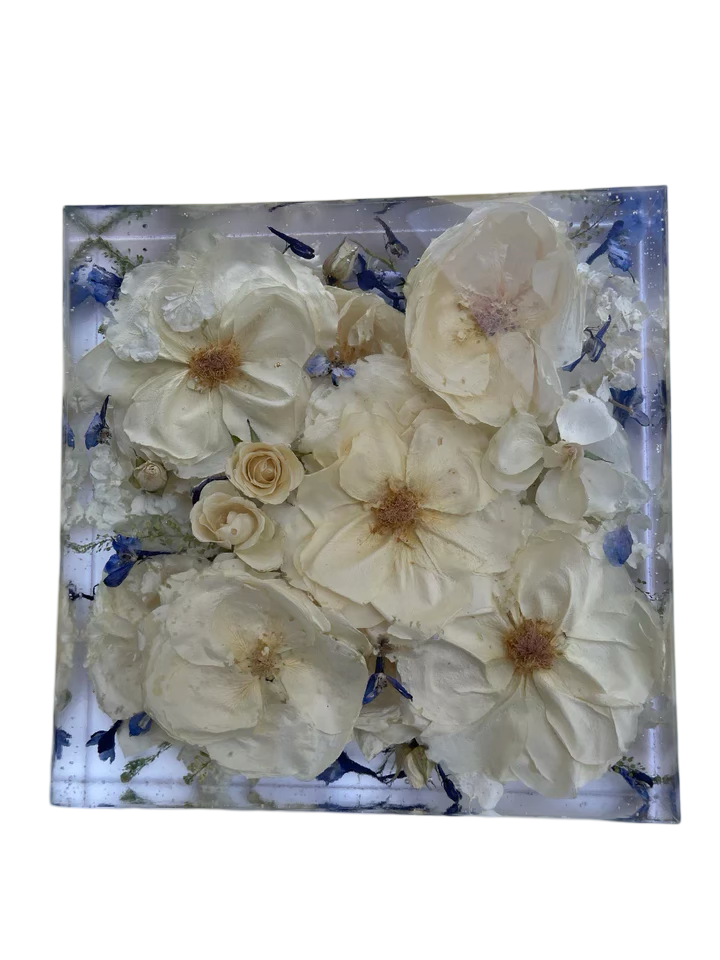 Custom Resin Cube